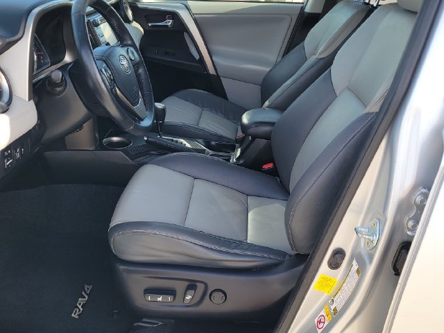 Used 2013 Toyota RAV4 Limited FWD image 6