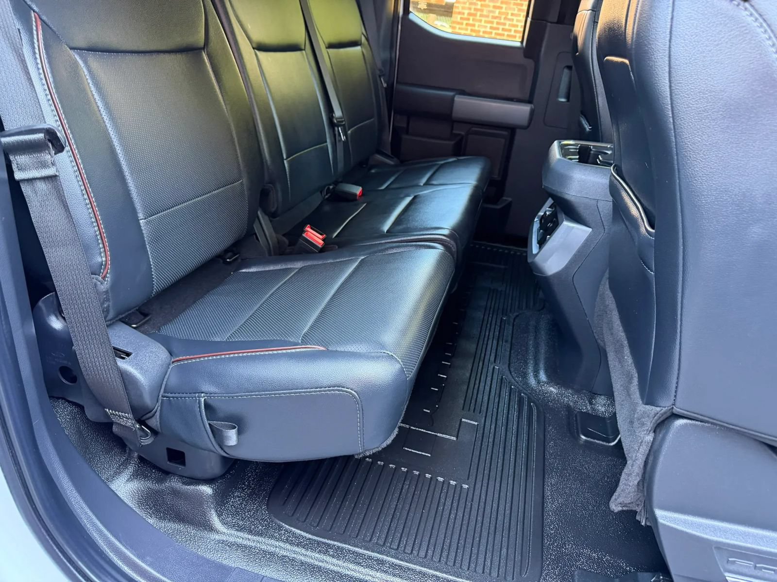 Used 2024 Ford F250 Lariat AWD/4WD image 35