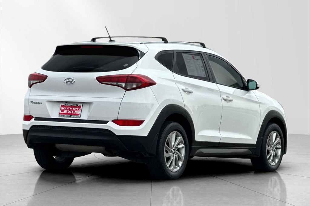 Used 2016 Hyundai Tucson SE w/ Option Group 02 FWD image 6