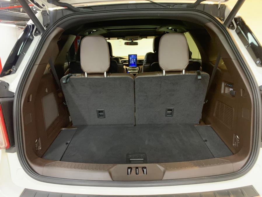 Used 2021 Ford Explorer King Ranch w/ Premium Technology Package image 31