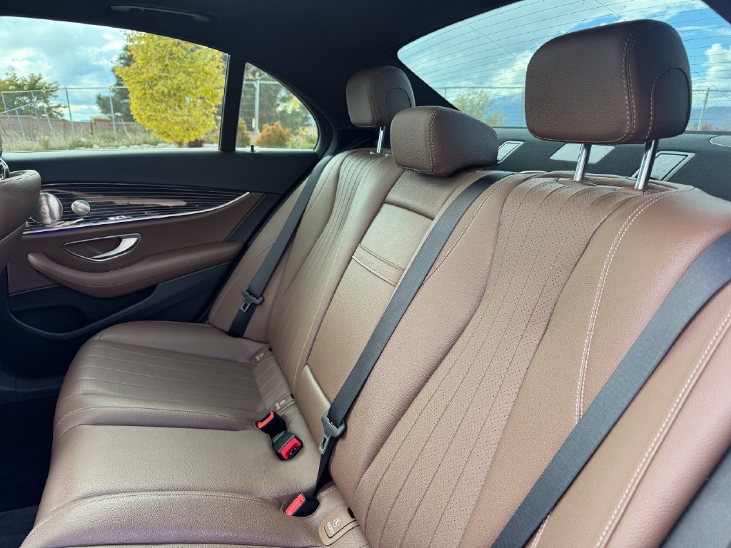 Used 2021 Mercedes-Benz E 350 4MATIC Sedan w/ Premium Package image 9