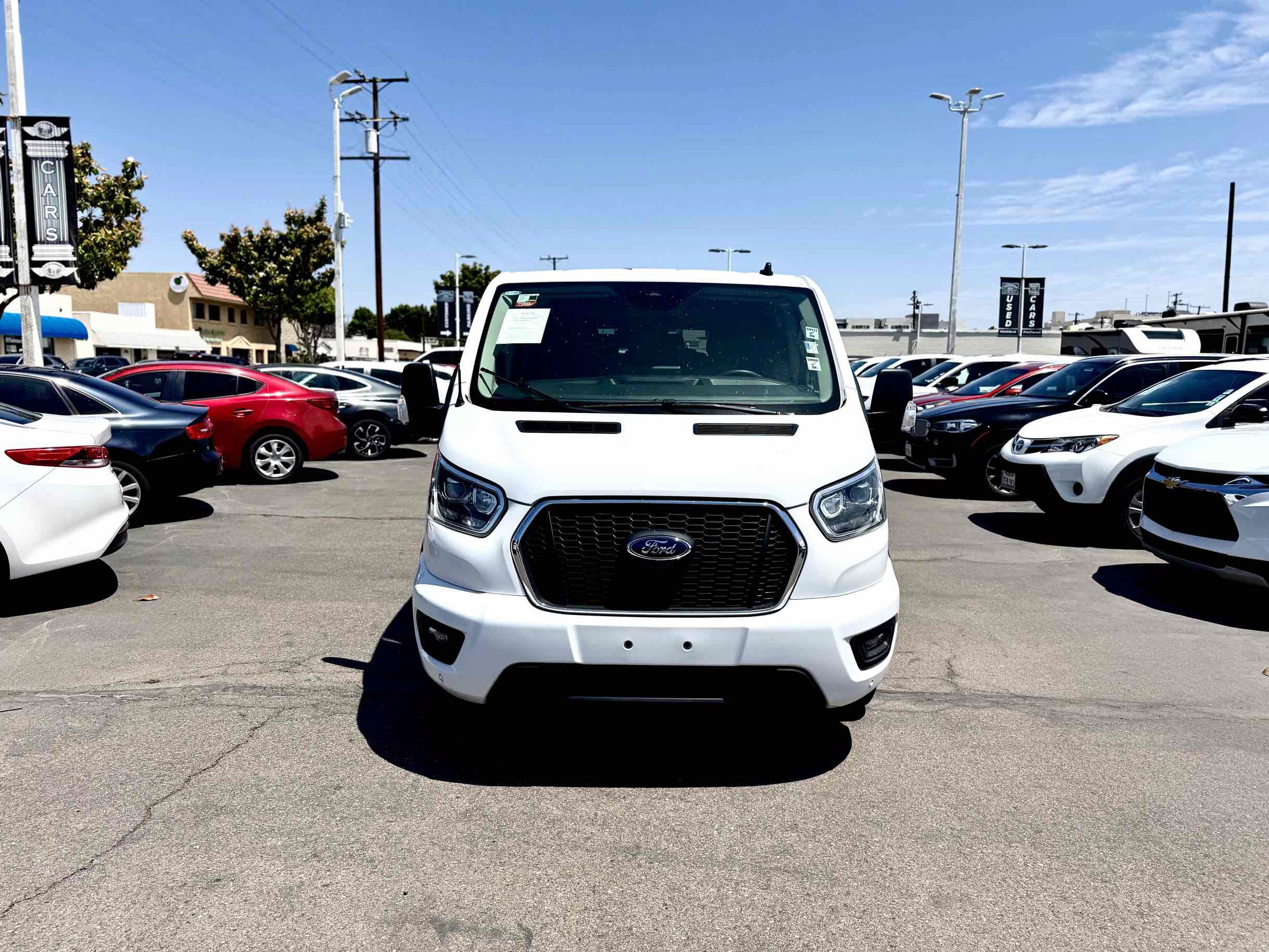 Used 2023 Ford Transit 350 XLT RWD image 2