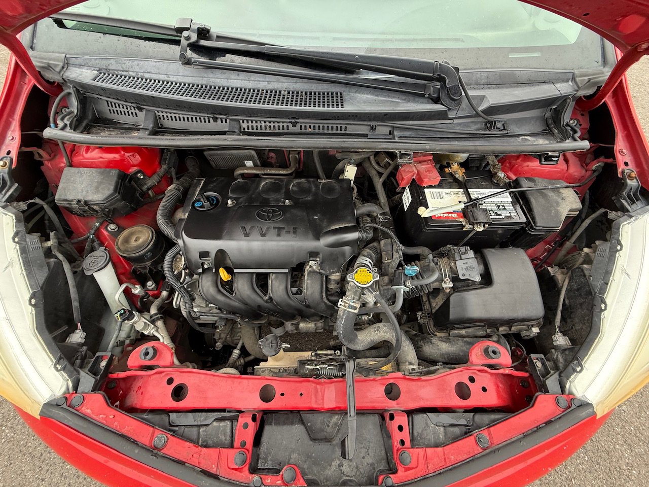 Used 2013 Toyota Yaris LE image 48