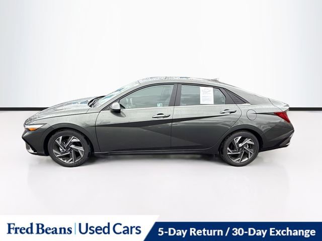 Used 2024 Hyundai Elantra SEL w/ Convenience Package image 4