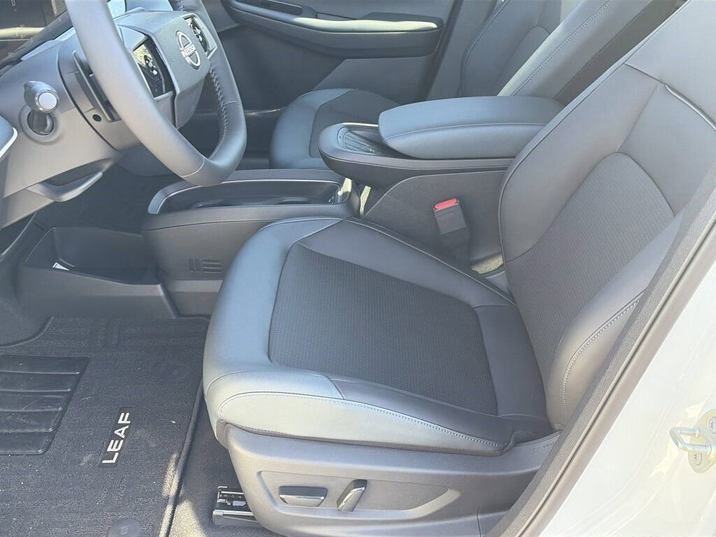 New 2026 Nissan Leaf SV+ w/ Floor Mat Package (SV+) FWD image 21