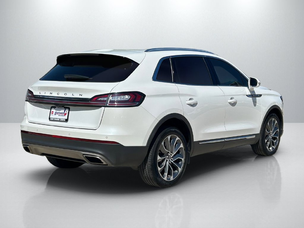 Used 2023 Lincoln Nautilus Reserve w/ Luxury Package AWD/4WD image 5