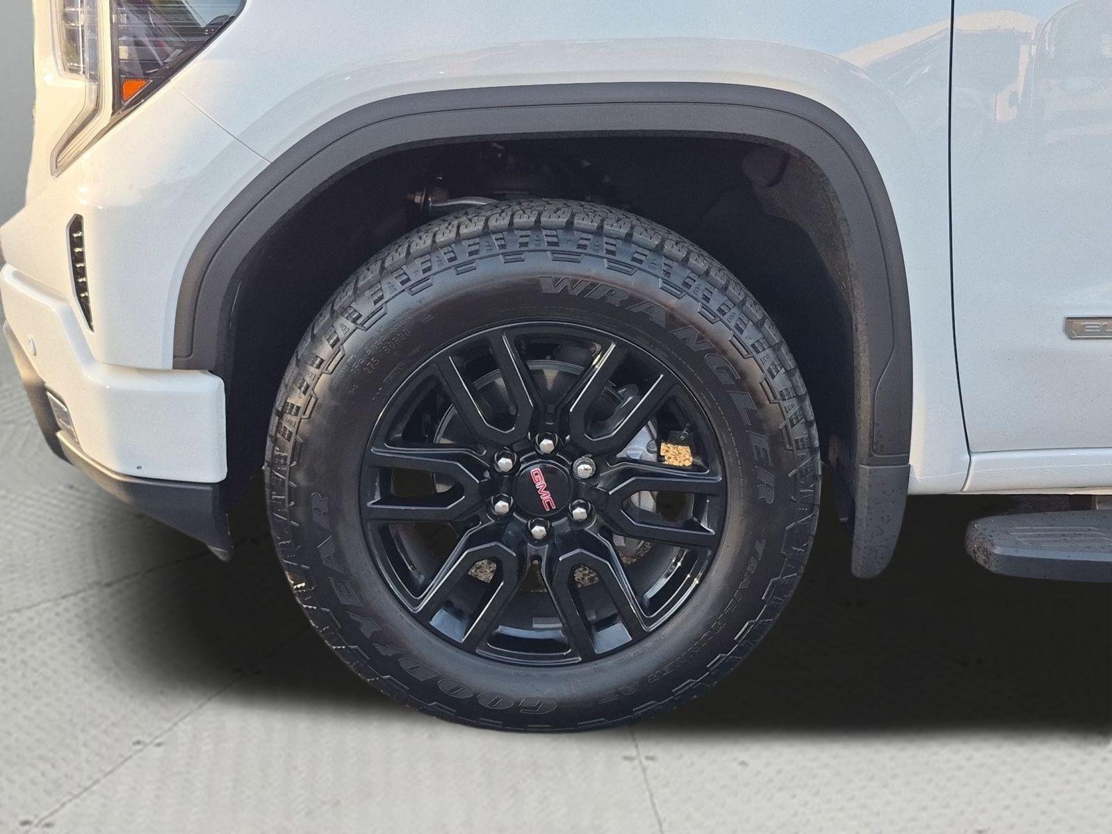 New 2026 GMC Sierra 1500 Elevation w/ Elevation Premium Package AWD/4WD image 32