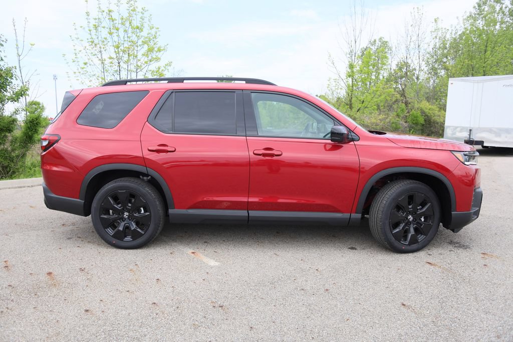New 2026 Honda Pilot Black Edition image 7