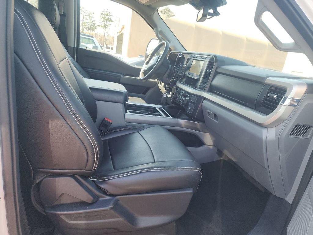 Used 2023 Ford F350 XLT image 16