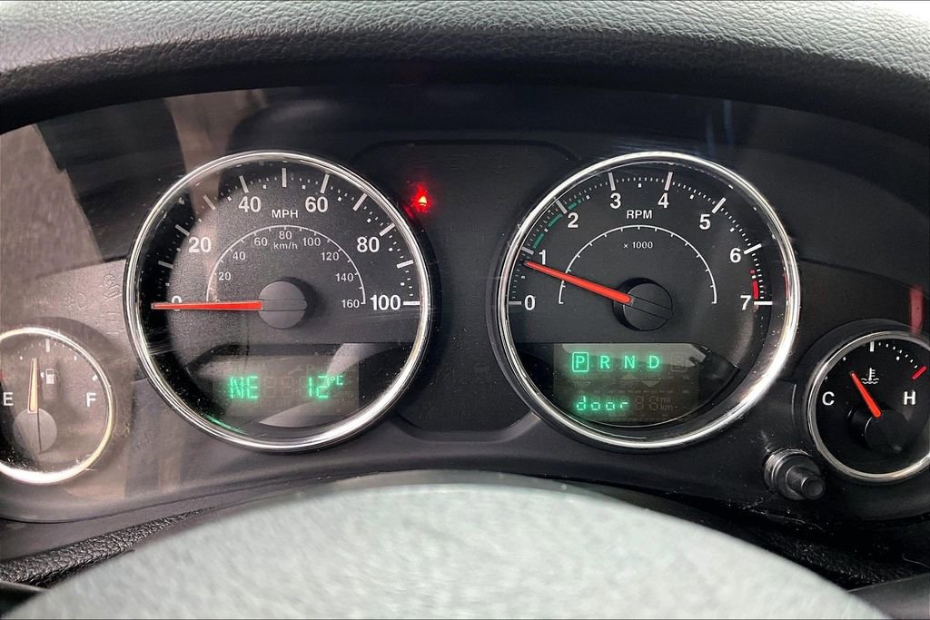 Used 2015 Jeep Wrangler Unlimited Sahara AWD/4WD image 19