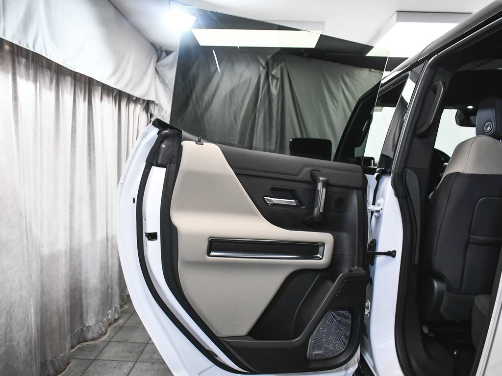 Used 2026 GMC Hummer EV SUV AWD/4WD image 12
