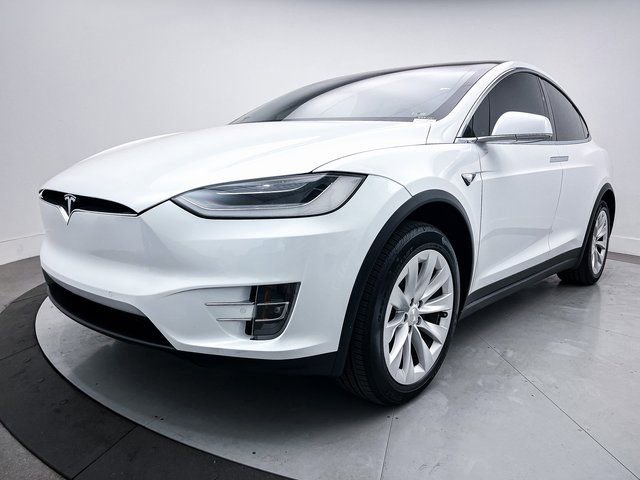 Used 2021 Tesla Model X Long Range image 12
