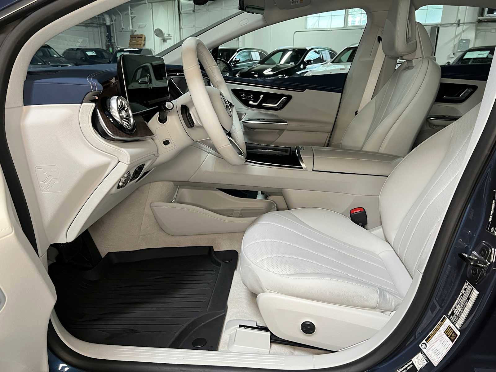 Certified 2026 Mercedes-Benz EQE 320+ Sedan image 22