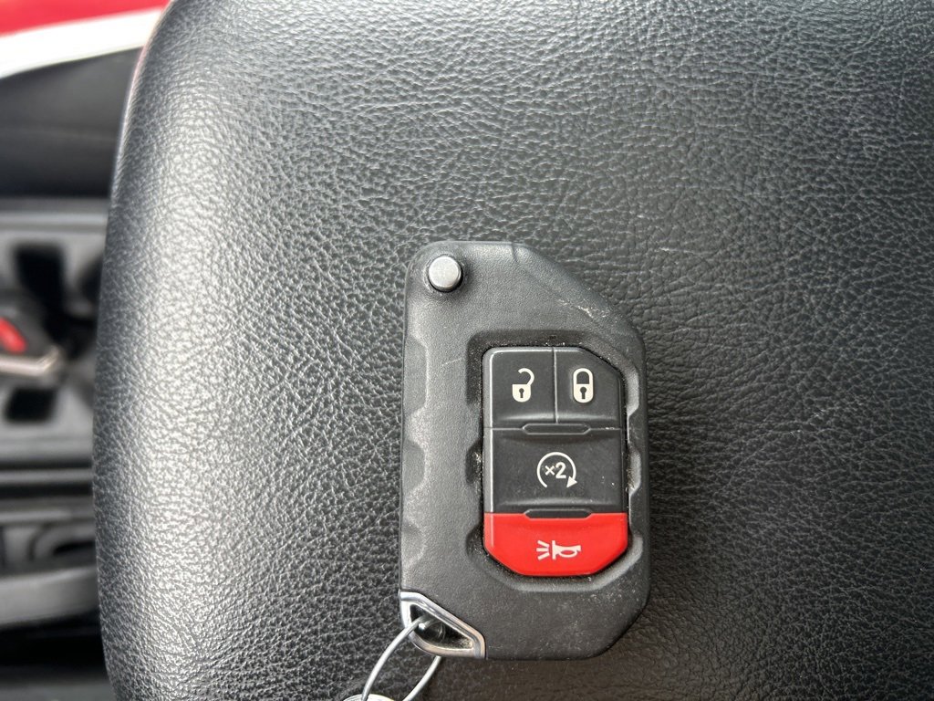 Used 2021 Jeep Wrangler Sport S image 16