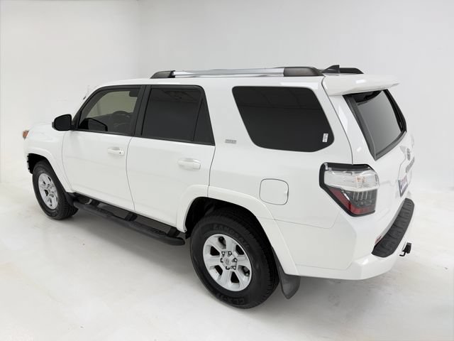 Used 2023 Toyota 4Runner SR5 AWD/4WD image 37