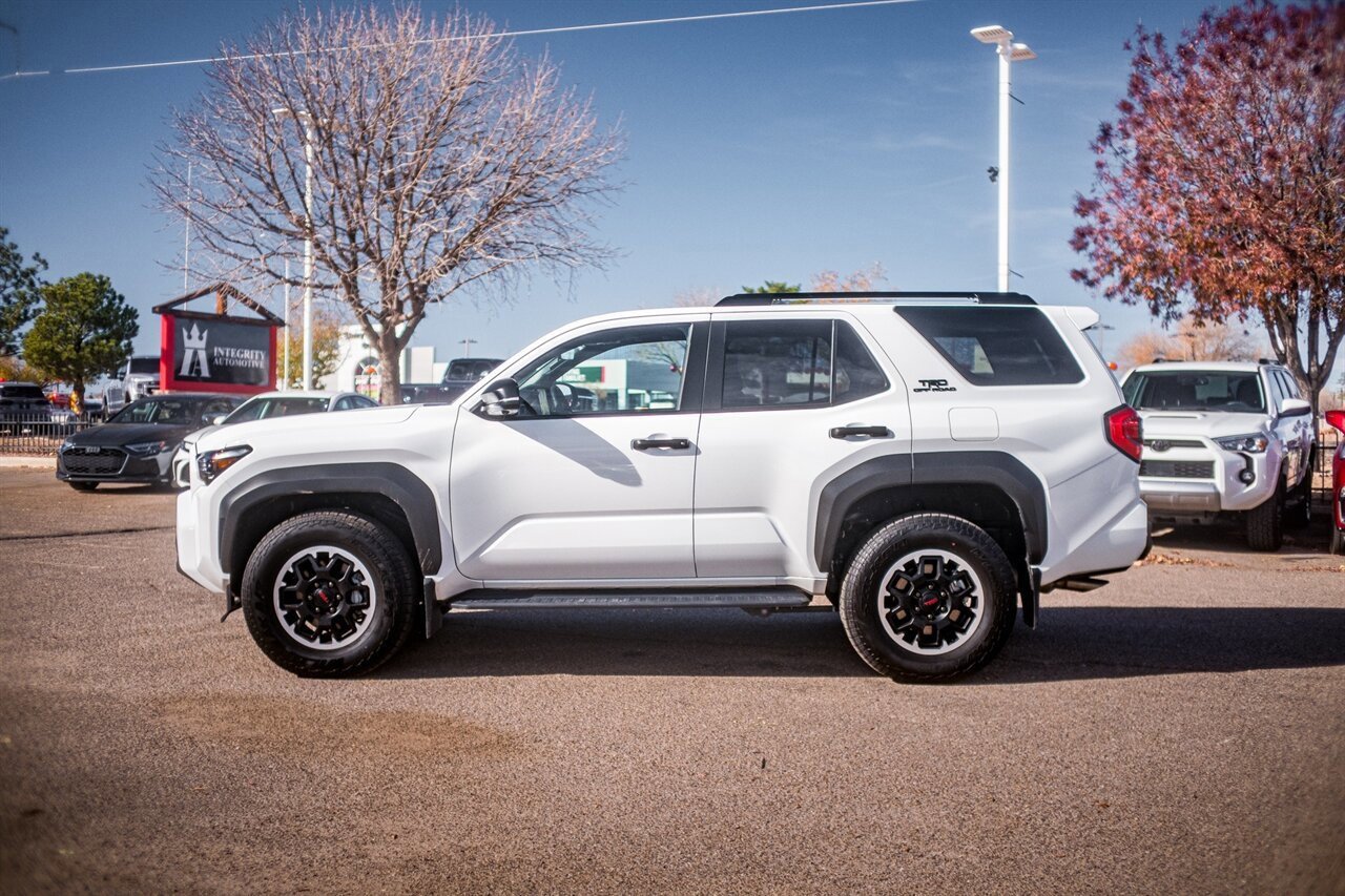 Used 2025 Toyota 4Runner TRD Off-Road Premium image 4