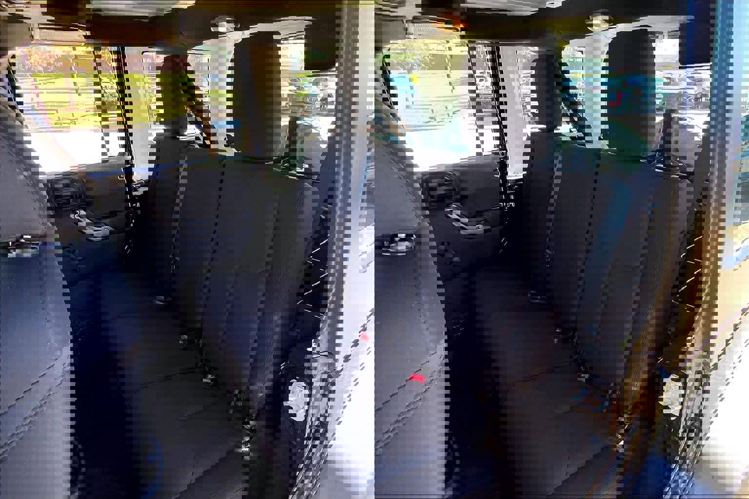 Used 2016 Jeep Wrangler Unlimited Sport image 18