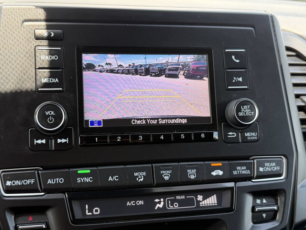 Used 2021 Honda Odyssey LX image 27