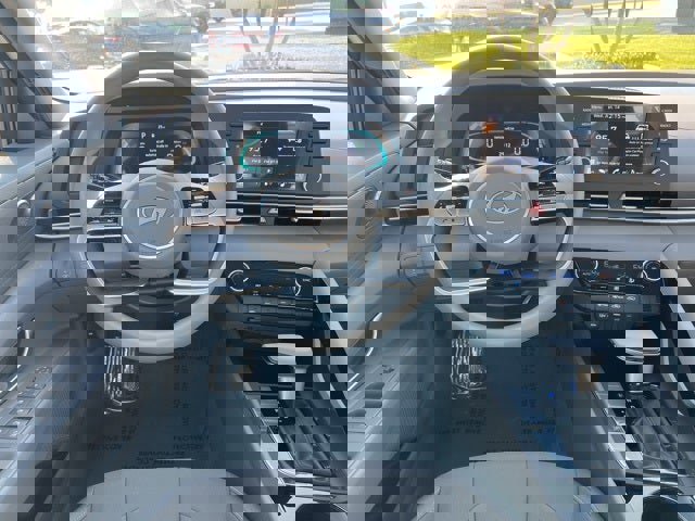 New 2026 Hyundai Elantra Blue image 16