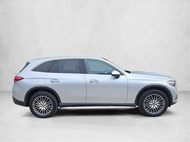 Certified 2026 Mercedes-Benz GLC 300 image 4