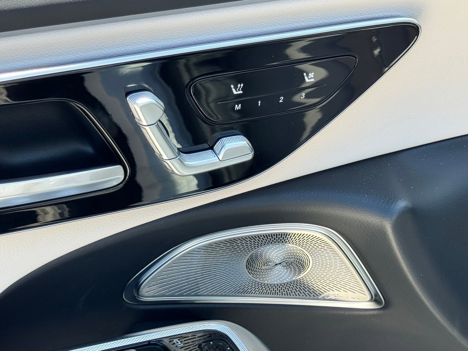 New 2025 Mercedes-Benz E 450 4MATIC All-Terrain Wagon image 12