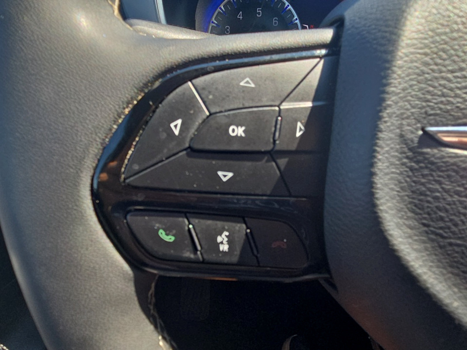 Used 2025 Chrysler Pacifica Limited FWD image 13