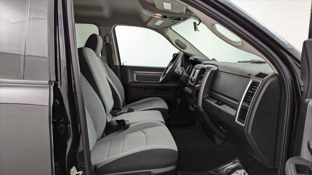 Used 2024 RAM 1500 Classic SLT AWD/4WD image 21