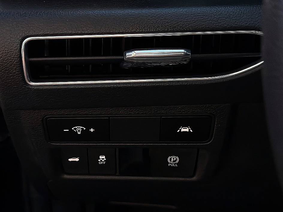 Used 2023 Hyundai Sonata SEL FWD image 16