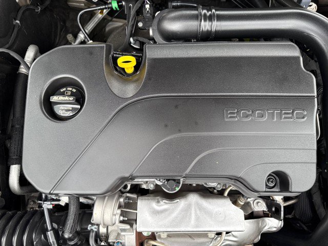 Used 2025 Chevrolet Malibu LT image 31