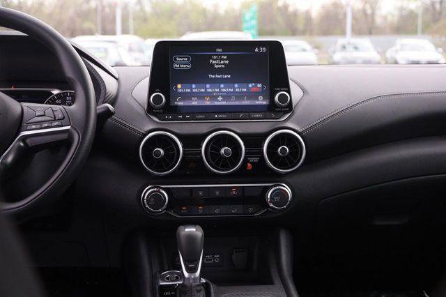 Used 2024 Nissan Sentra SV FWD image 24