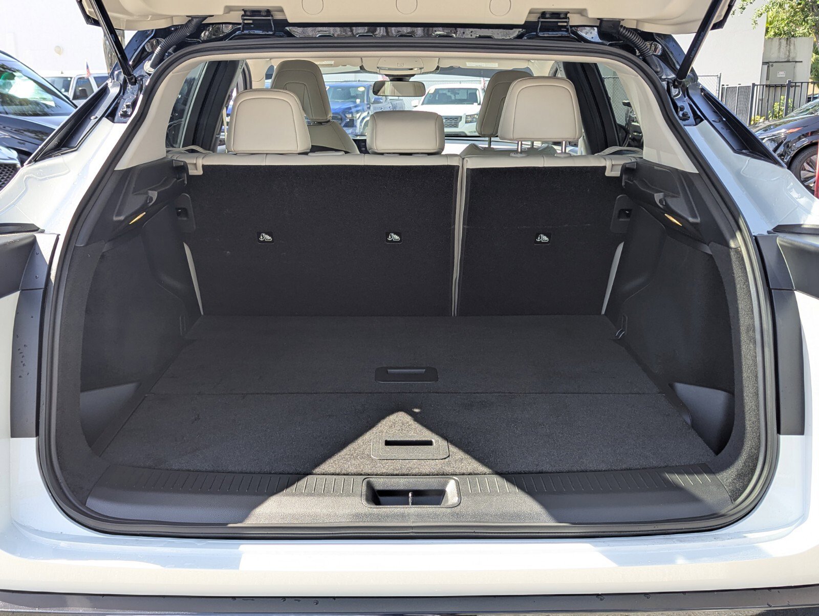 Certified 2025 Nissan Ariya AWD image 16