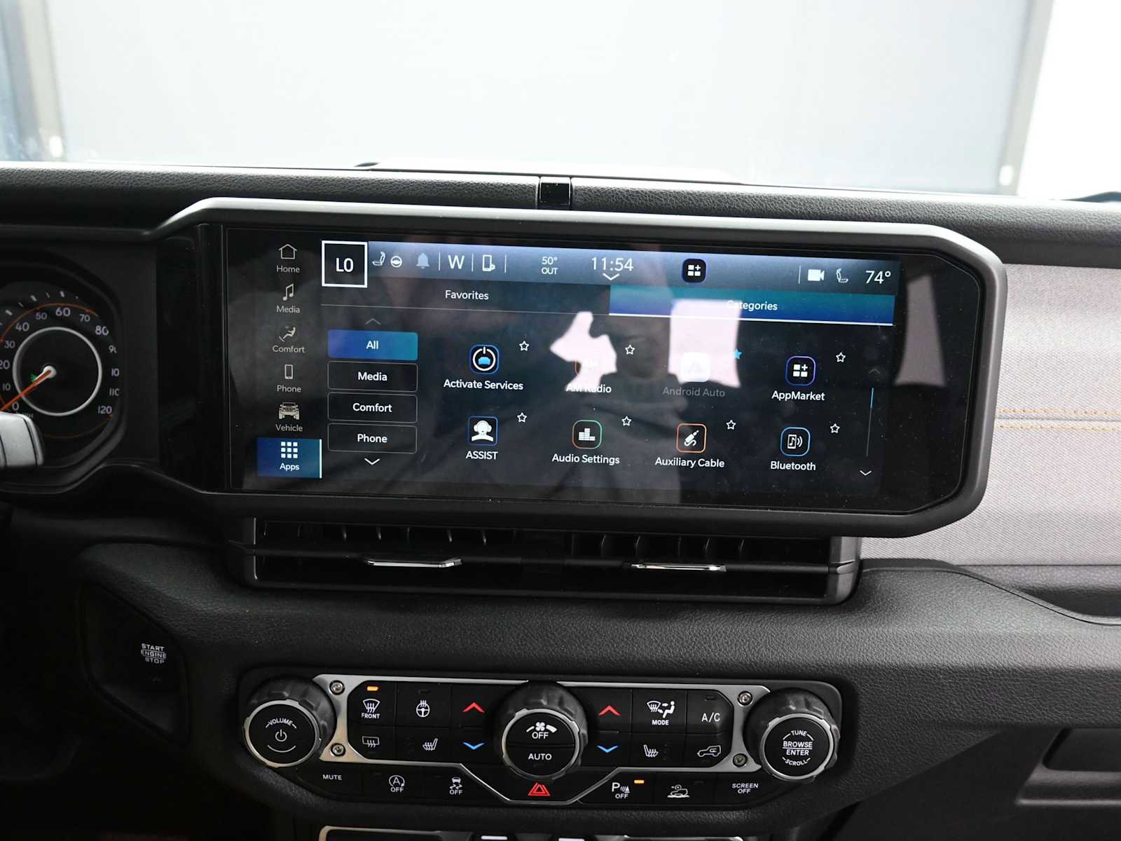 Used 2025 Jeep Wrangler Sport image 21