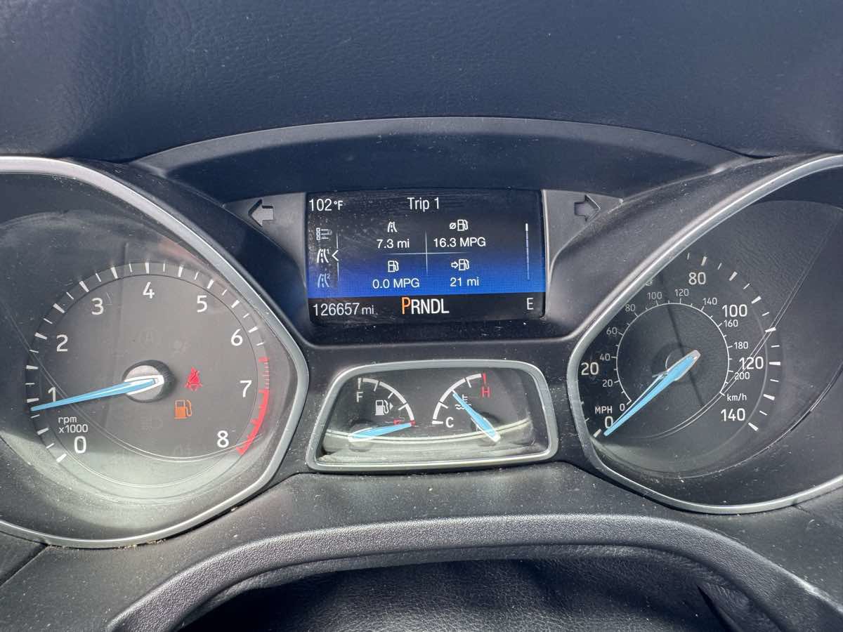 Used 2015 Ford Focus SE FWD image 25
