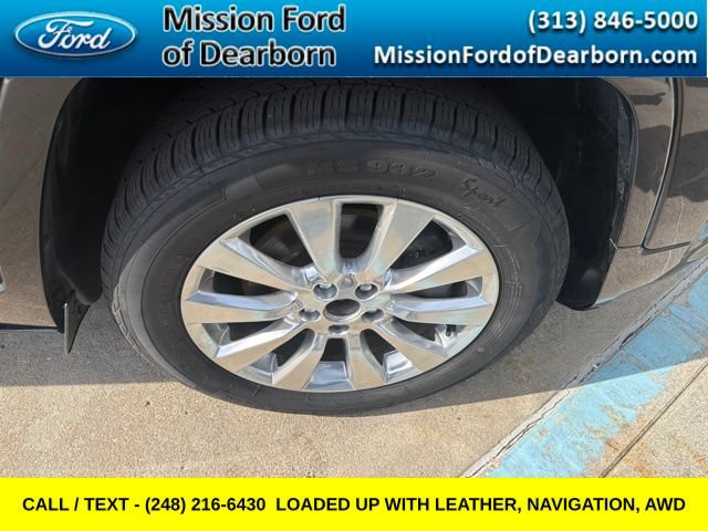 Used 2018 Jeep Cherokee Overland AWD/4WD image 12