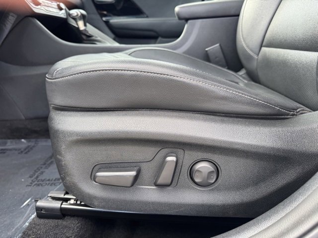 Certified 2022 Kia Niro Touring Special Edition image 16