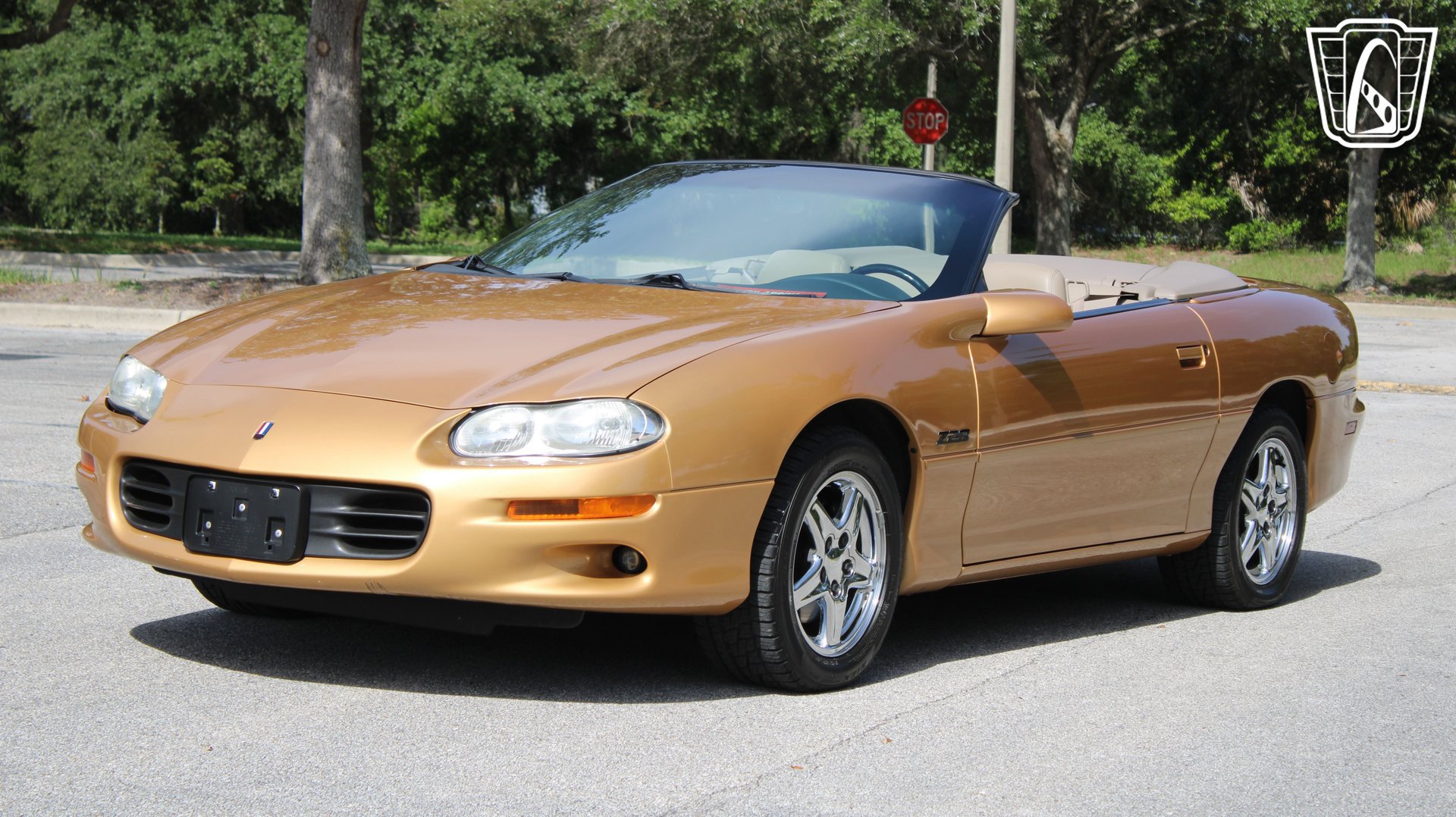 Used 1998 Chevrolet Camaro Z28 RWD image 6