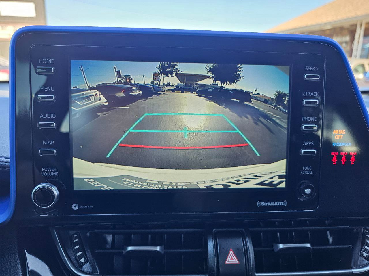 Used 2020 Toyota C-HR XLE image 25