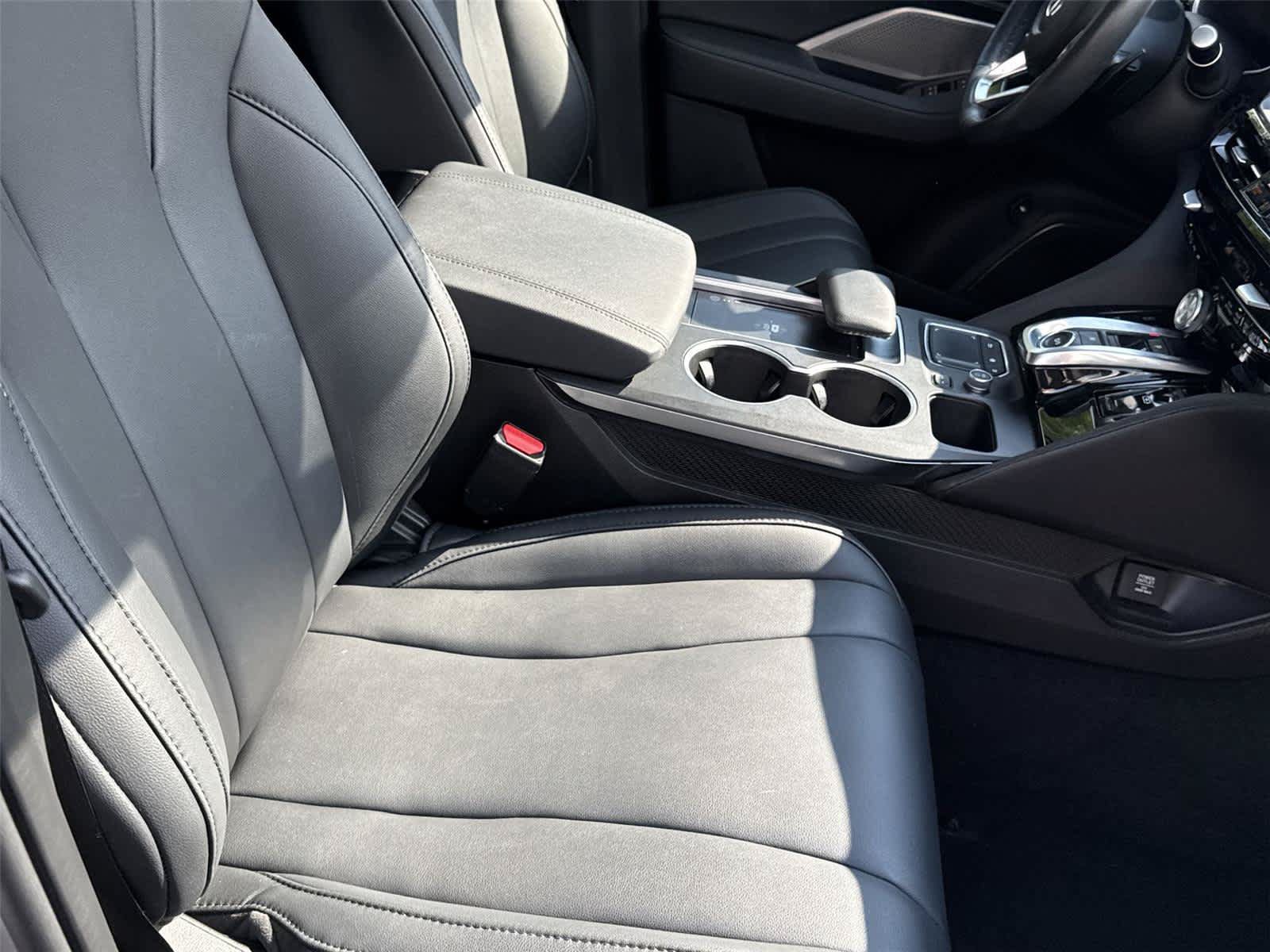 Certified 2024 Acura MDX SH-AWD image 18