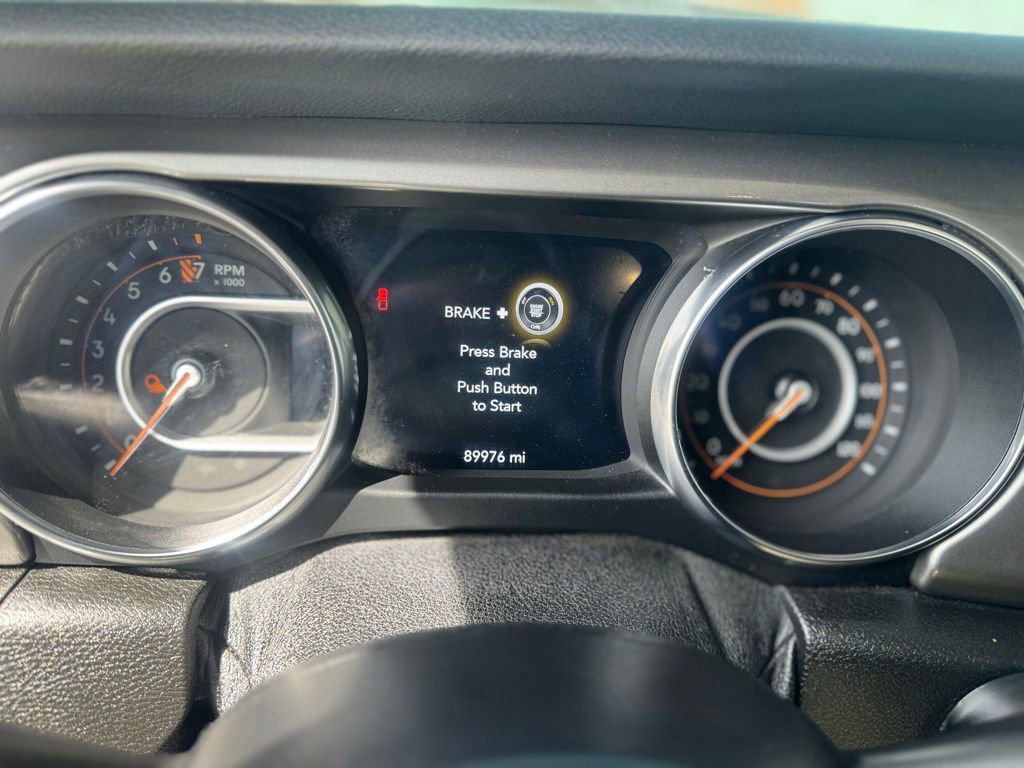 Used 2020 Jeep Gladiator Overland AWD/4WD image 38