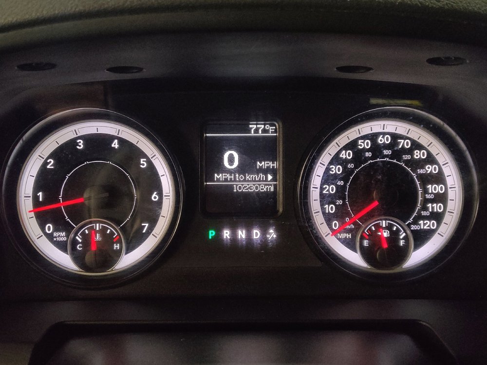 Used 2014 RAM 1500 Express RWD image 23