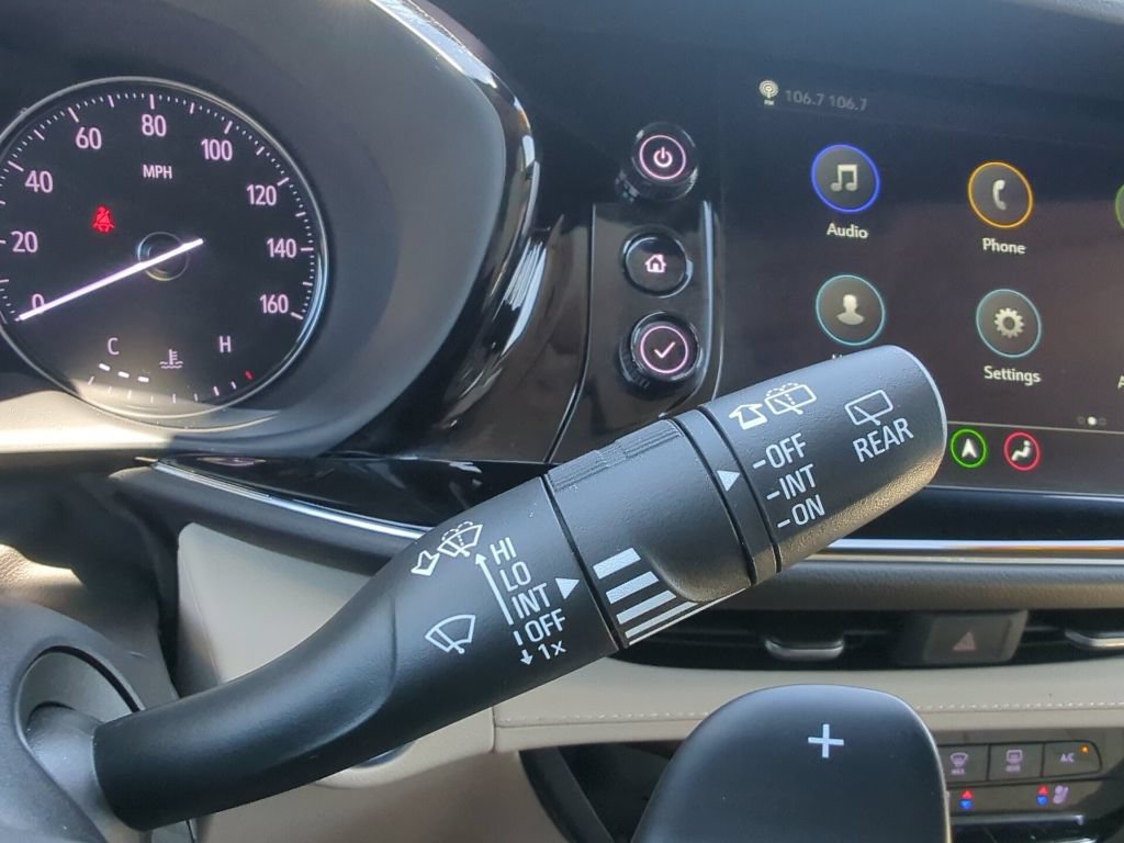Used 2023 Buick Envision Avenir AWD/4WD image 30