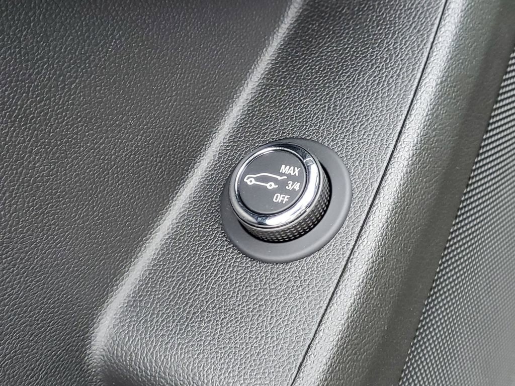 Certified 2023 Chevrolet Traverse LT FWD image 21