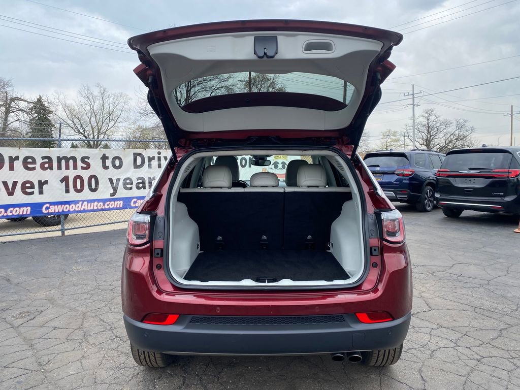 Used 2021 Jeep Compass Limited image 4