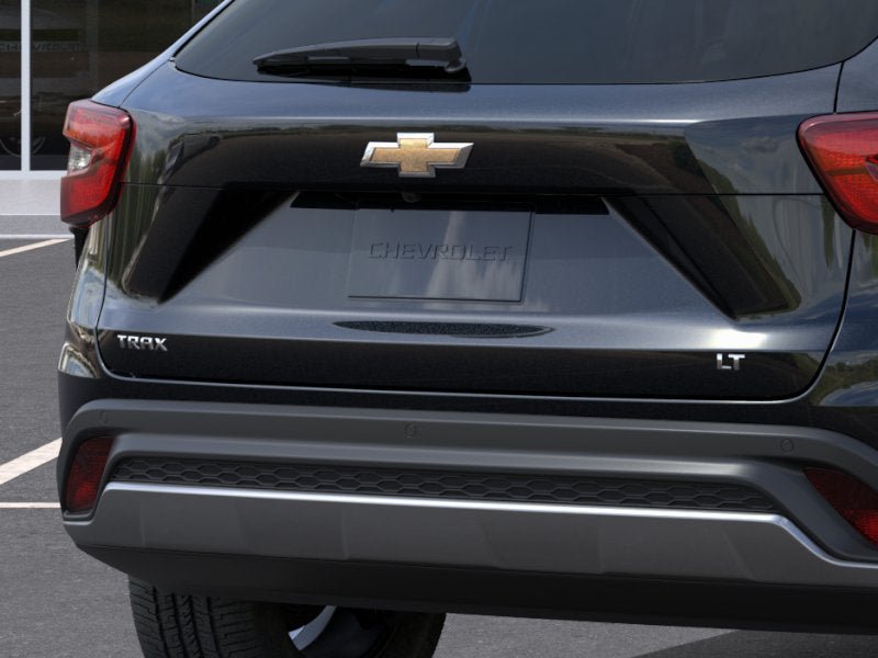 New 2026 Chevrolet Trax LT w/ Sunroof Package FWD image 14