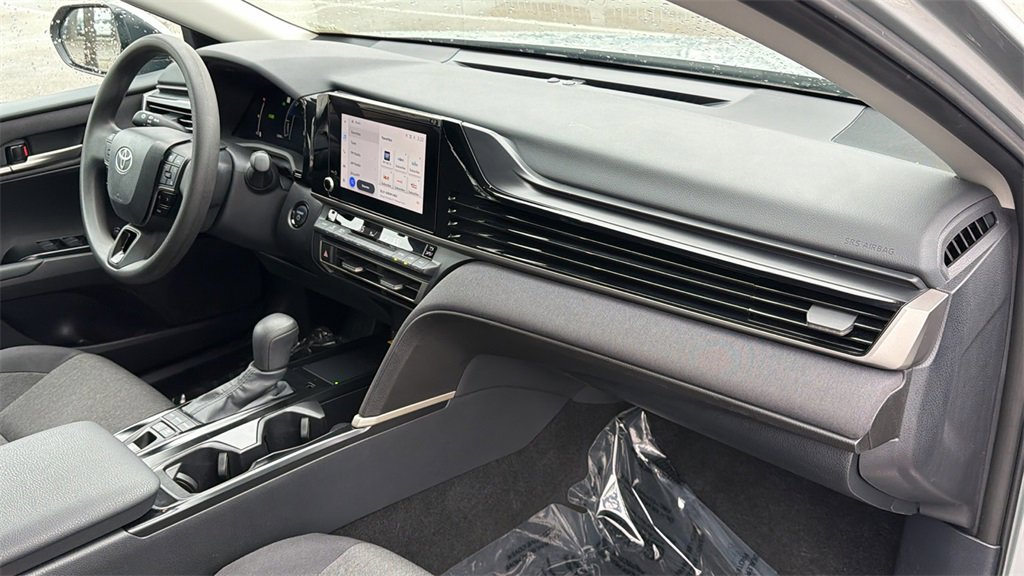Certified 2025 Toyota Camry LE image 40