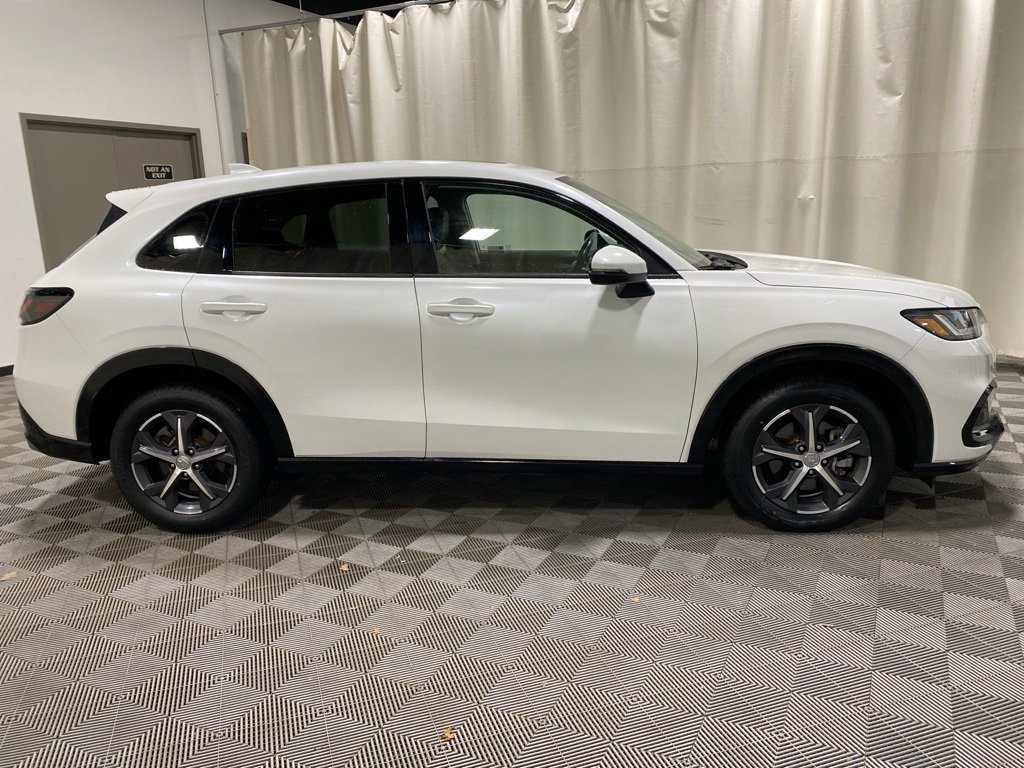 Used 2023 Honda HR-V EX-L image 8