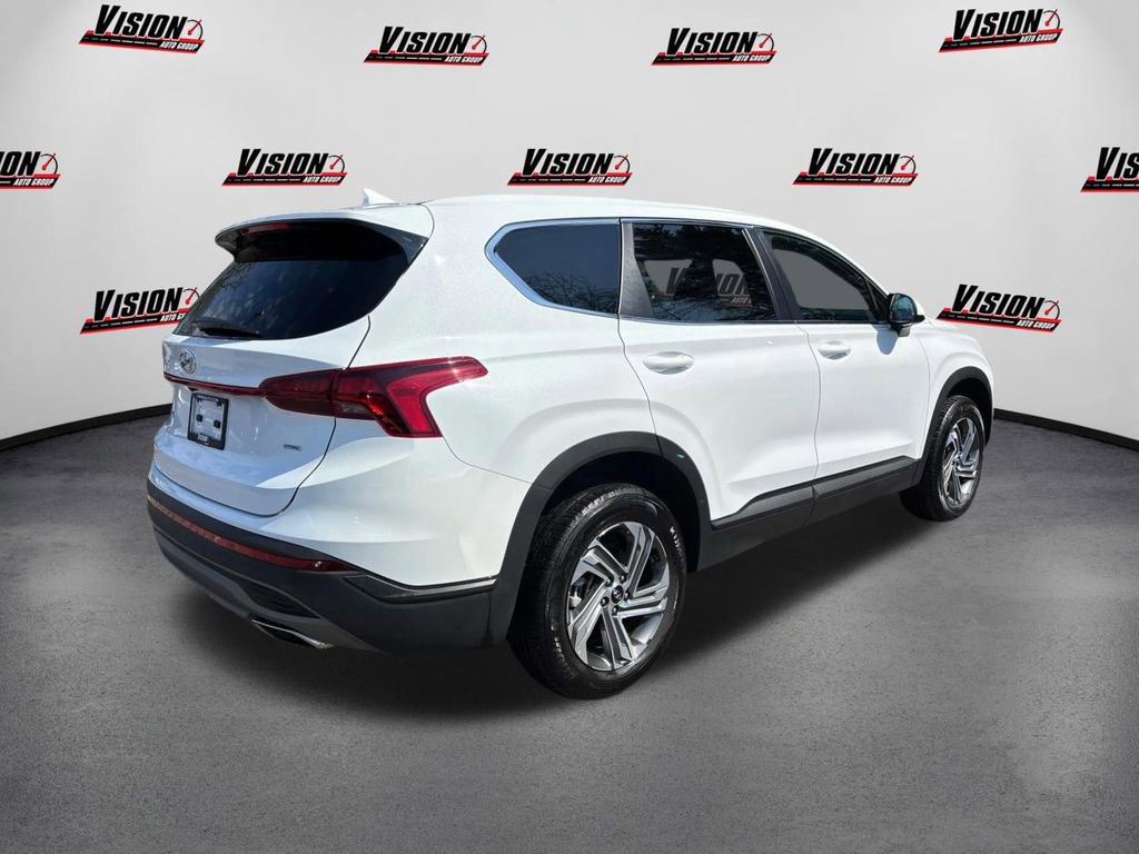 Certified 2023 Hyundai Santa Fe SE AWD/4WD image 5