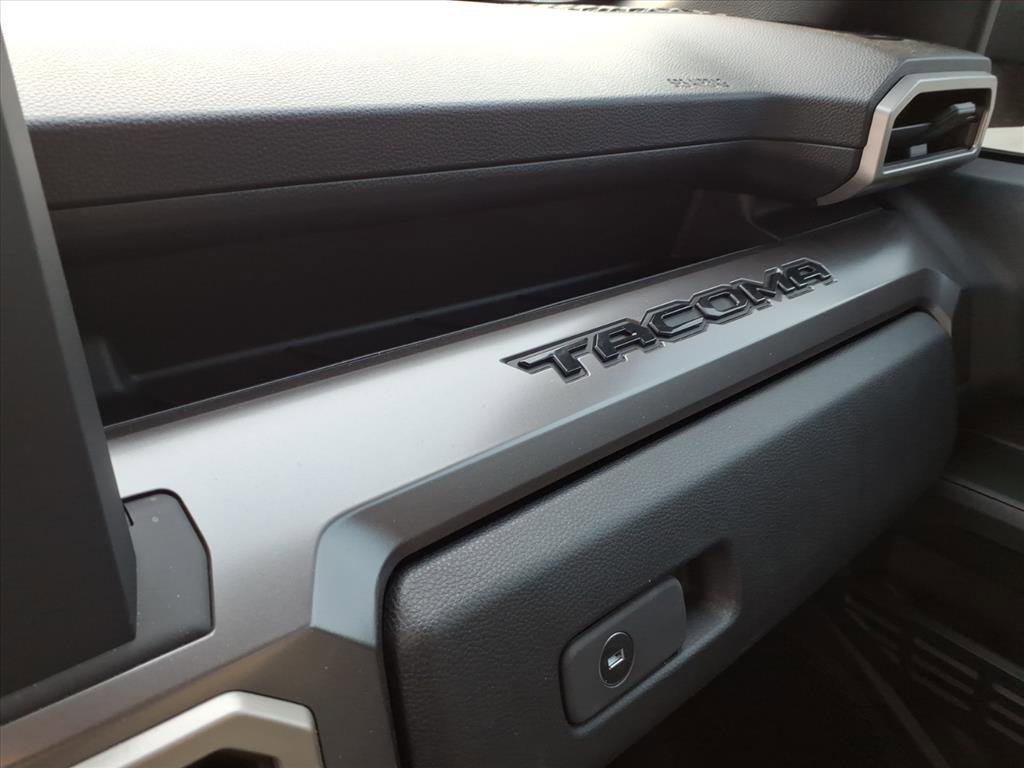 Used 2024 Toyota Tacoma SR5 image 28