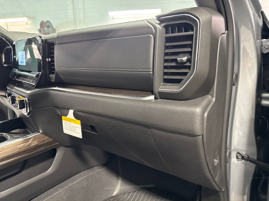 New 2026 Chevrolet Silverado 1500 LT Trail Boss w/ LT Trail Boss Premium Package AWD/4WD image 35