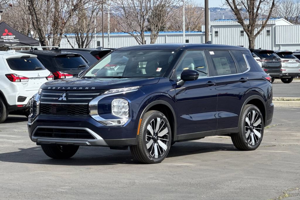 New 2026 Mitsubishi Outlander SE AWD/4WD image 8